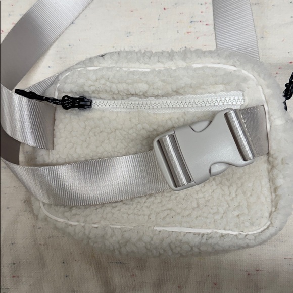 Fabletics bag - Picture 4 of 4